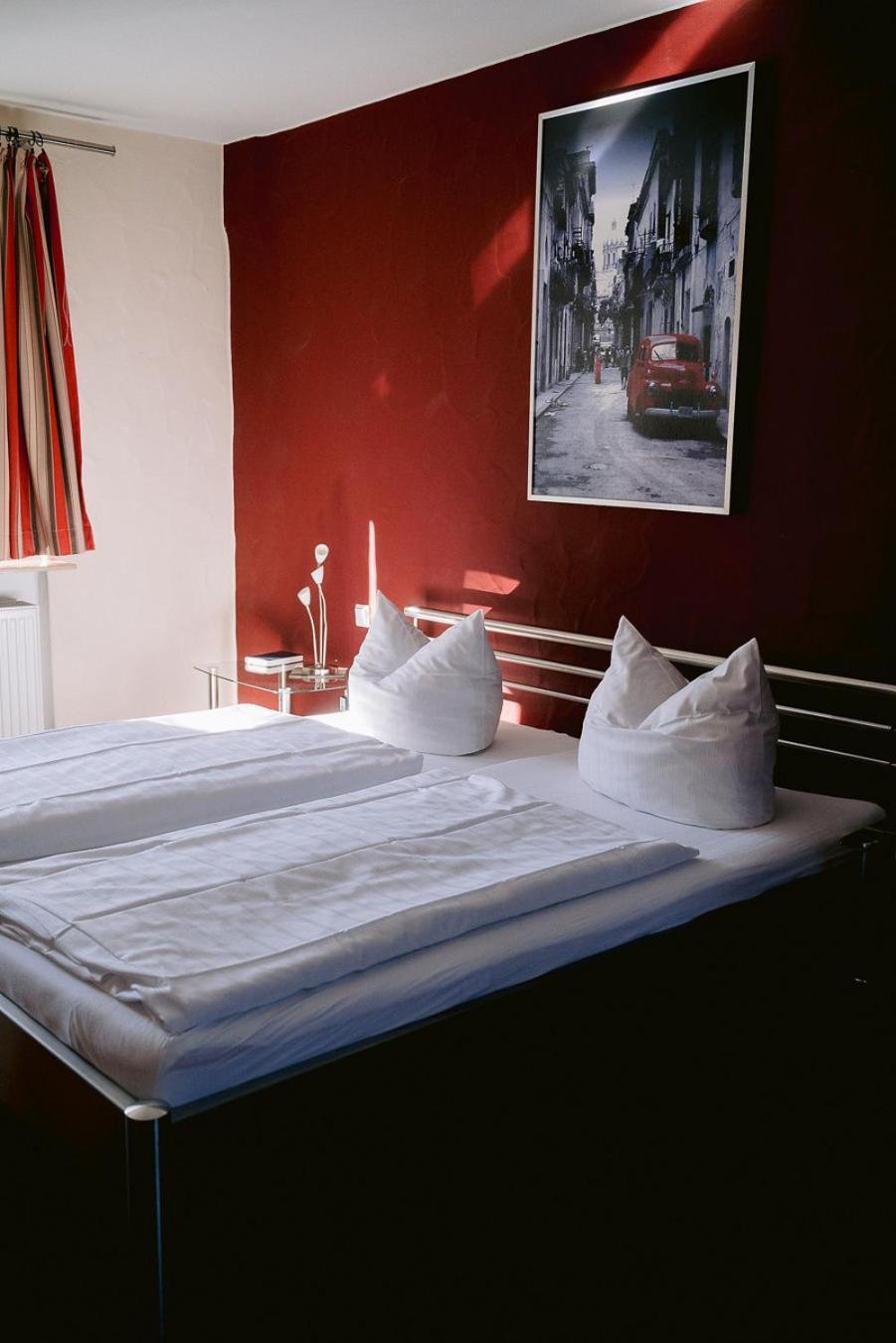 Hotel Landgasthof Zur Alten Scheune Zweibrücken Kültér fotó