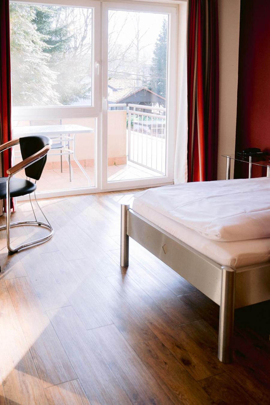 Hotel Landgasthof Zur Alten Scheune Zweibrücken Kültér fotó