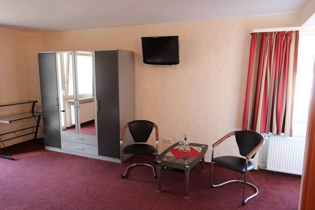 Hotel Landgasthof Zur Alten Scheune Zweibrücken Szoba fotó