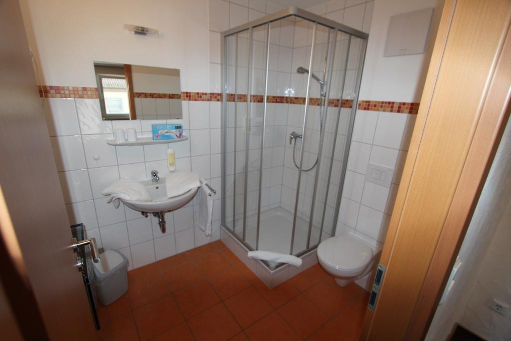 Hotel Landgasthof Zur Alten Scheune Zweibrücken Szoba fotó